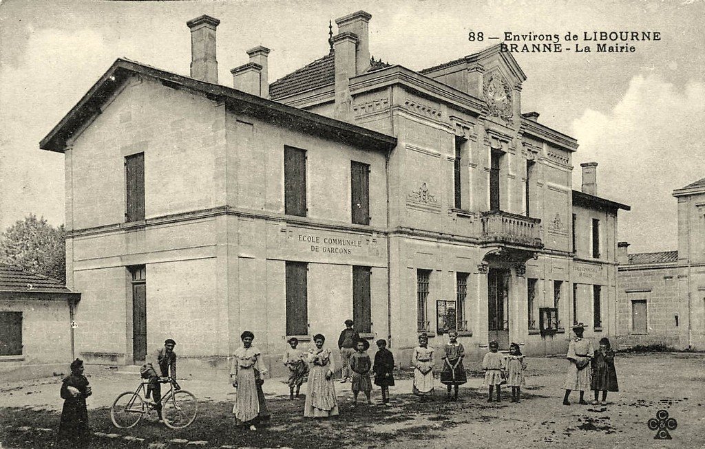 Ecole Branne 33  88.jpg