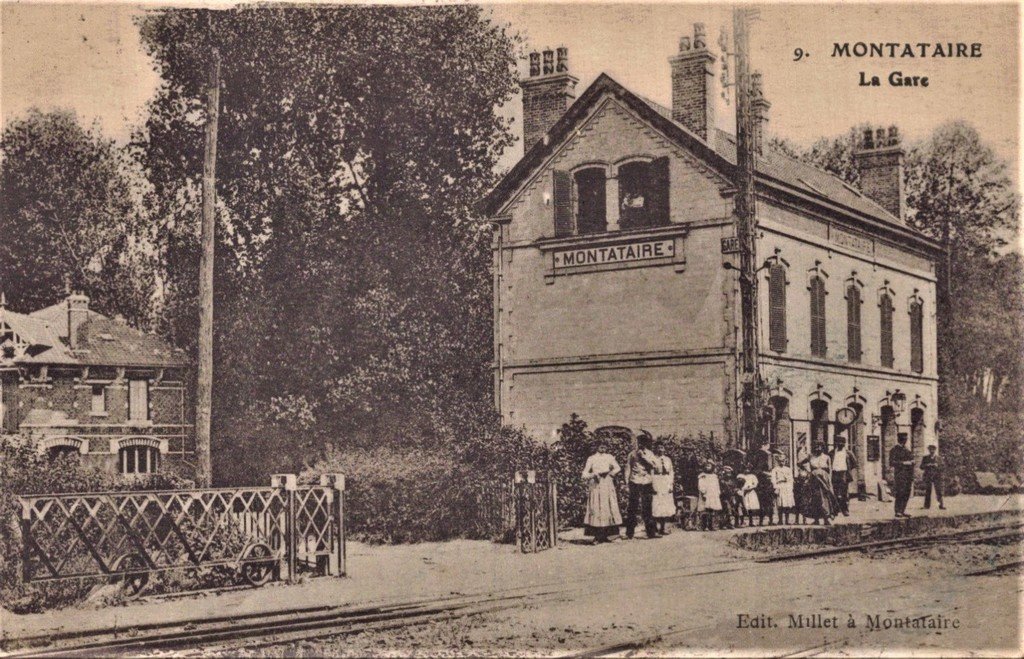 Montataire (9) Sépia.jpg