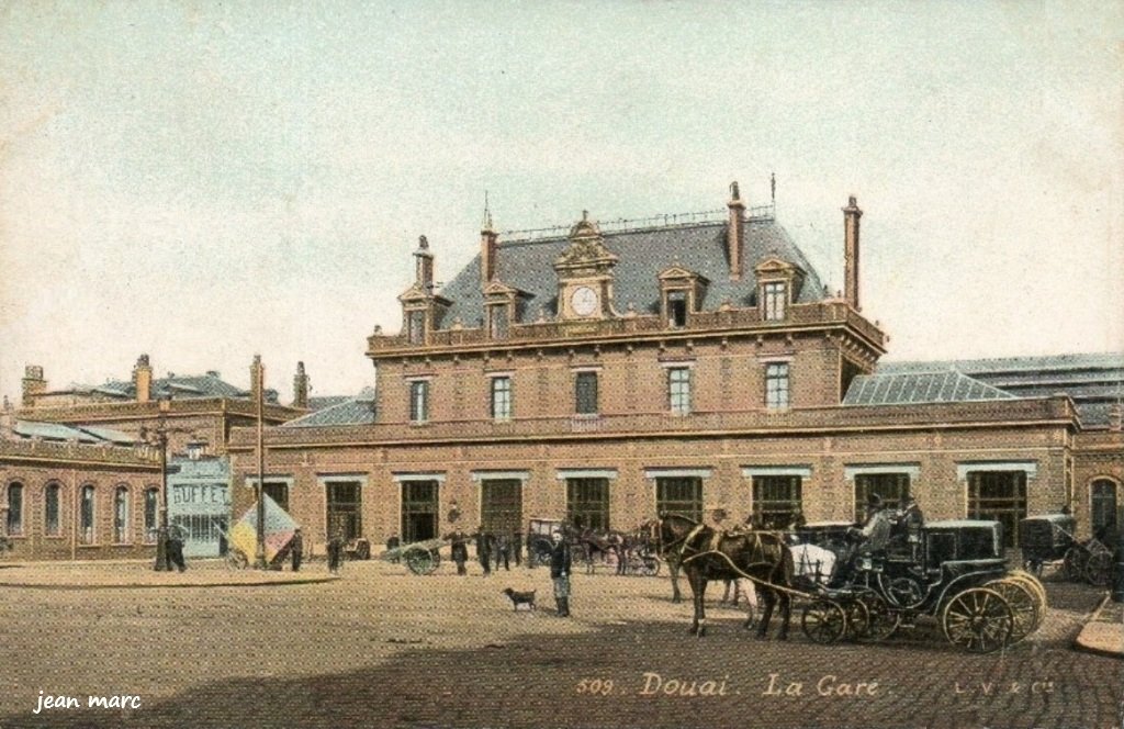 Douai - La Gare.jpg