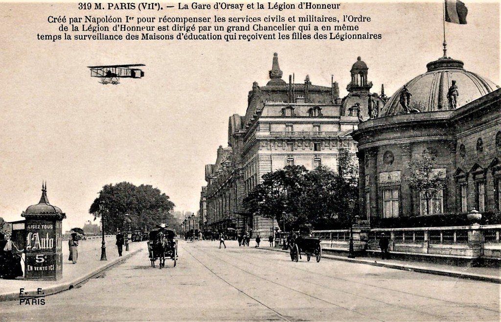 Paris 319 M FF.jpg