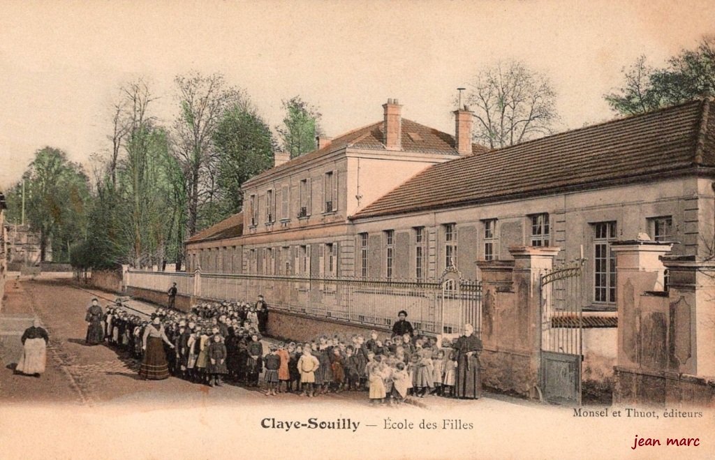 Claye-Souilly - École des Filles.jpg