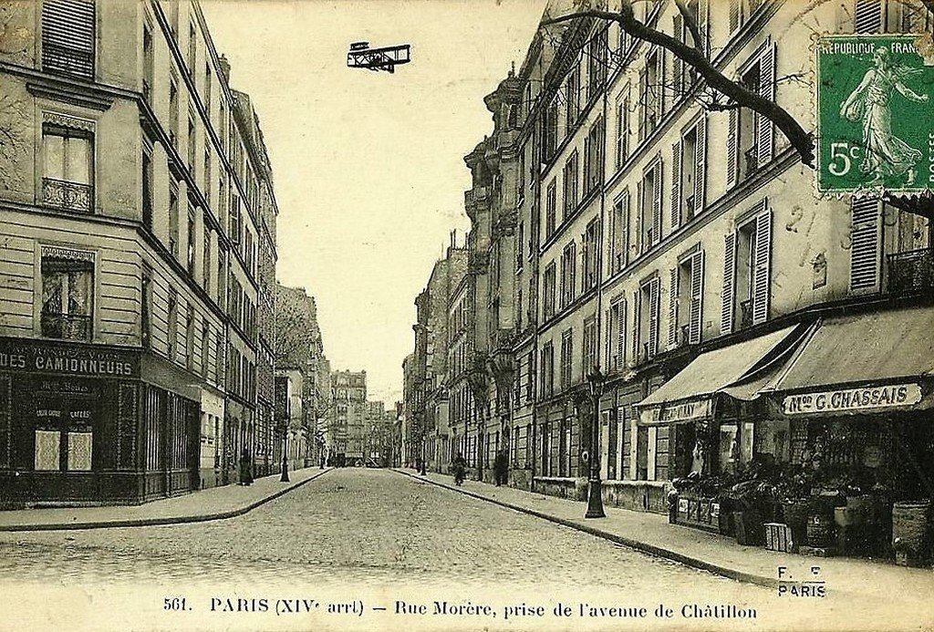 Paris 561 + Avion.jpg