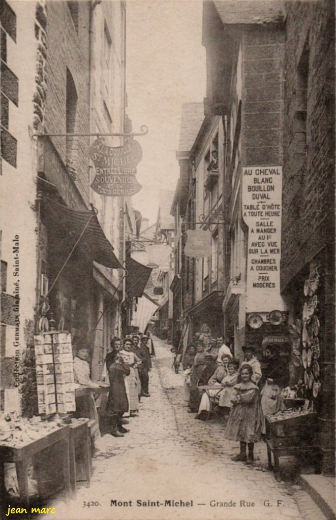 Mont-Saint-Michel - Grande Rue.jpg