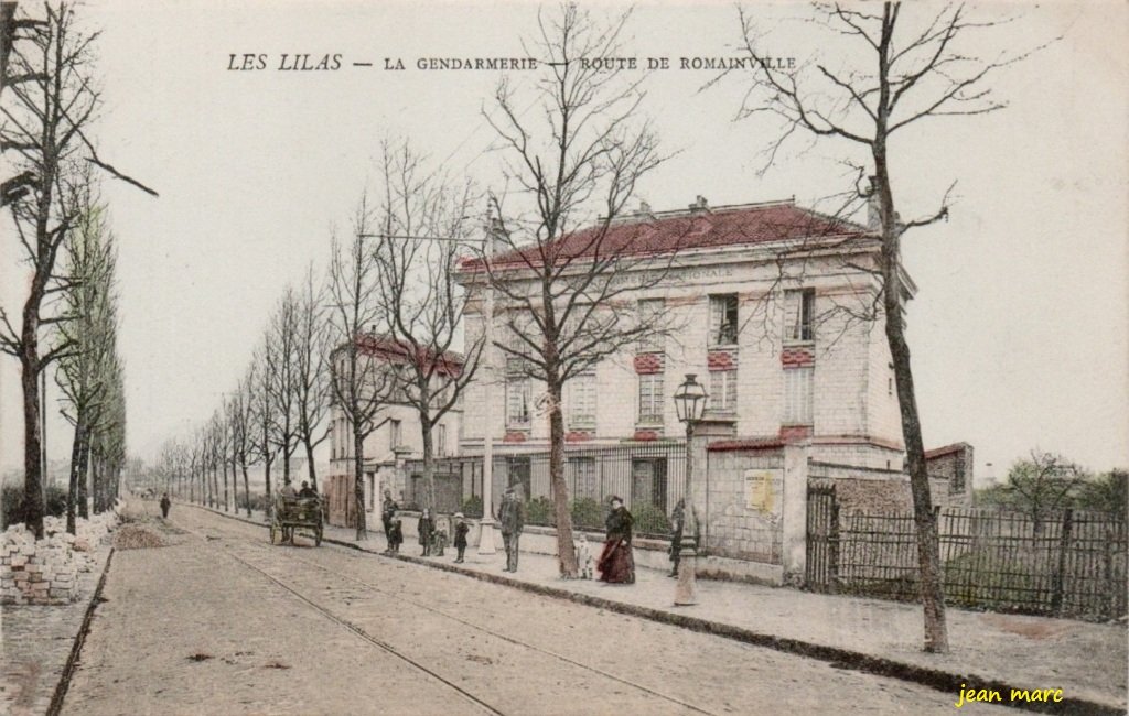 Les Lilas - La Gendarmerie, route de Romainville.jpg