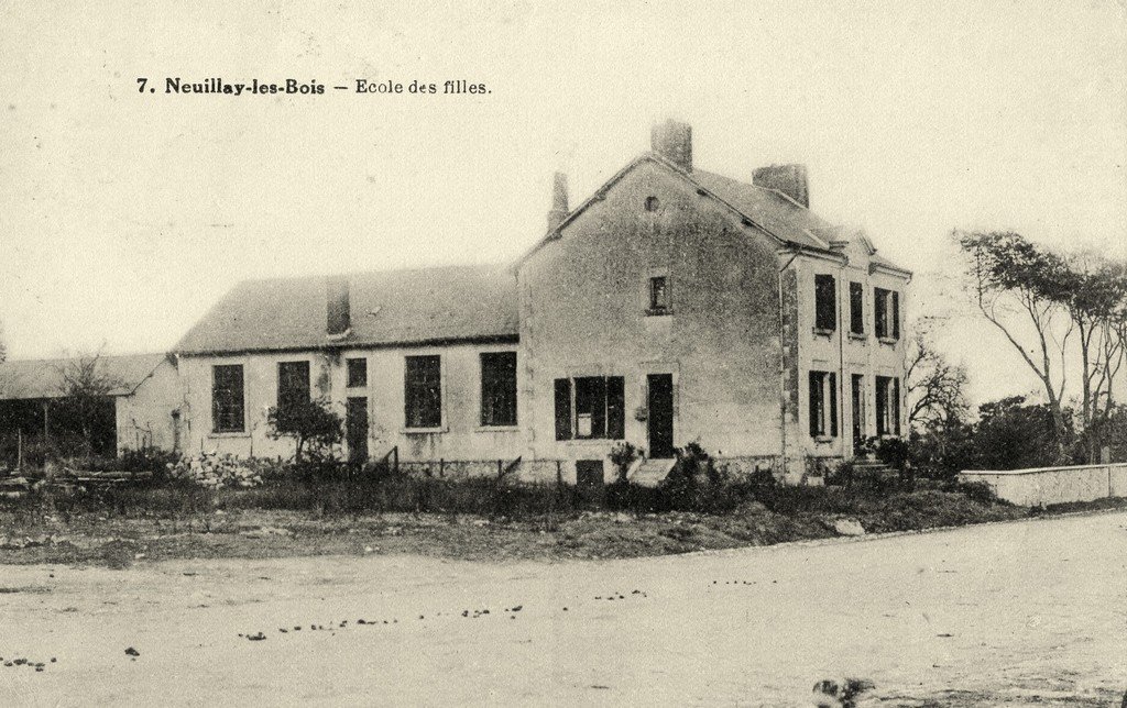 Neuillay les Bois 36.jpg