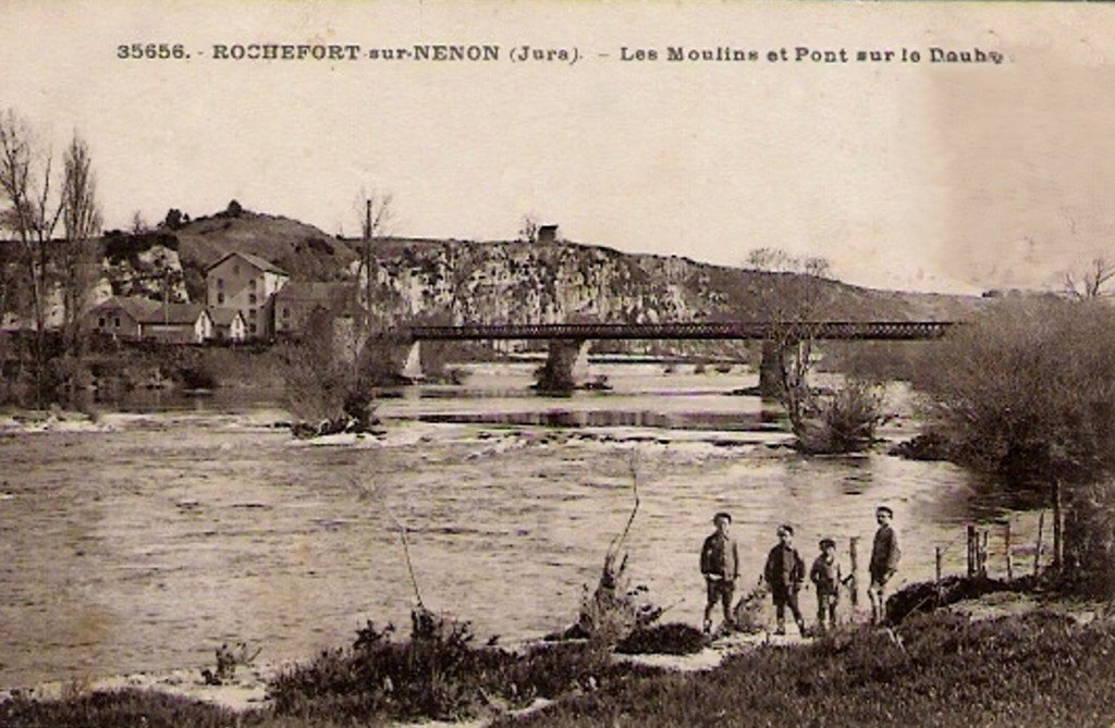 Rochefort Jura 39.jpg