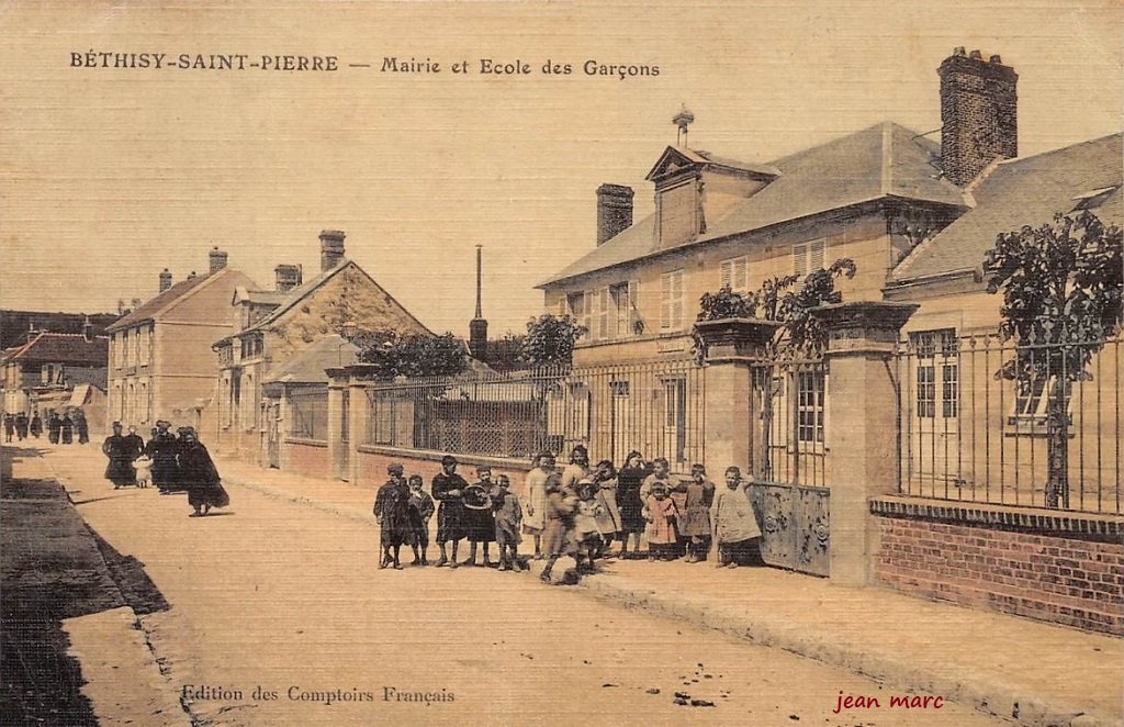 Béthisy-Saint-Pierre - Mairie et École des Garçons.jpg
