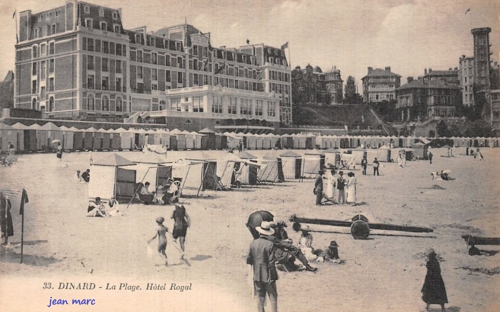 Dinard - La Plage - Hôtel Royal.jpg