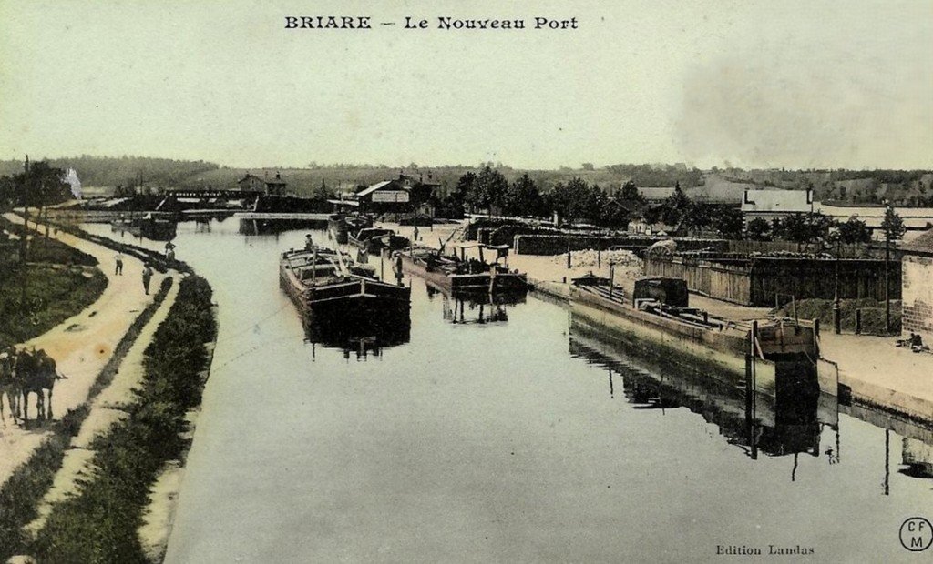 Briare 45c.jpg