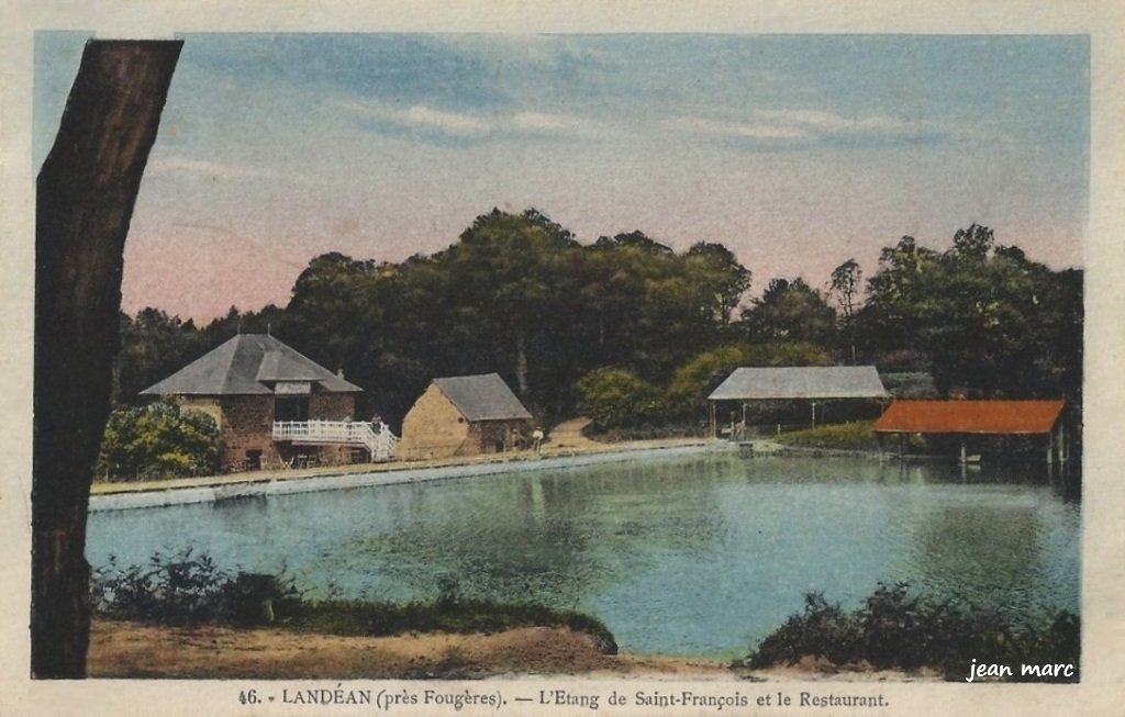 Landéan - L'Étang de Saint-François et le Restaurant.jpg