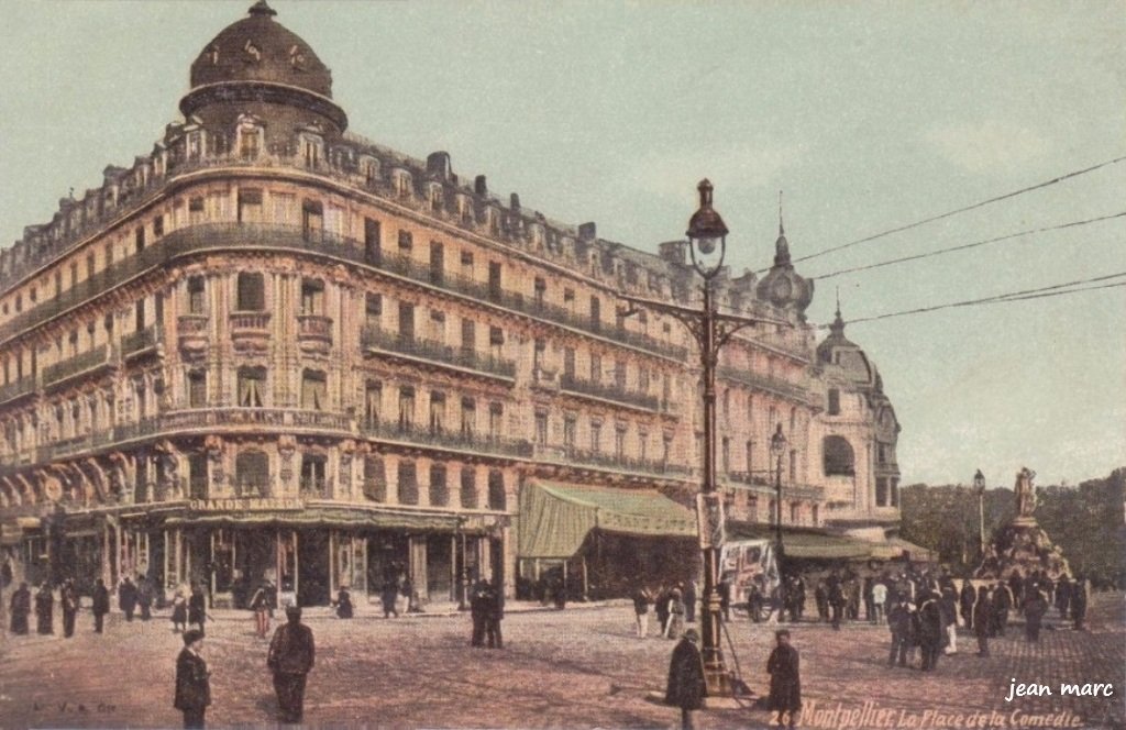 Montpellier - La Place de la Comédie.jpg