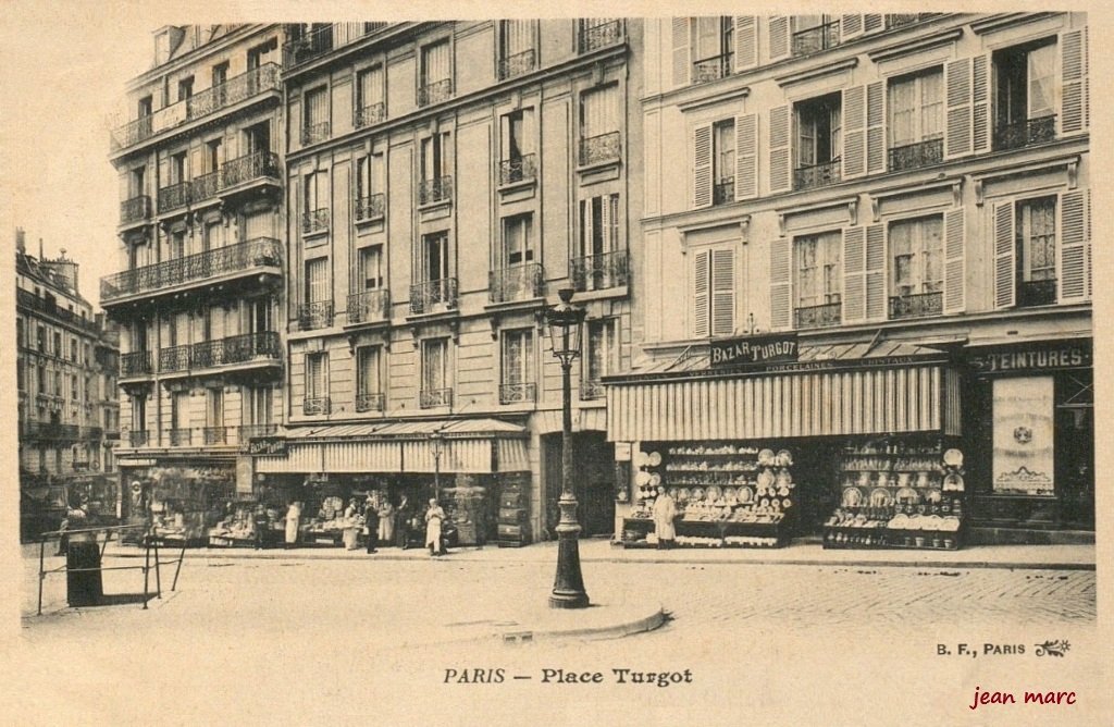 Paris IXe - Rue Turgot.jpg