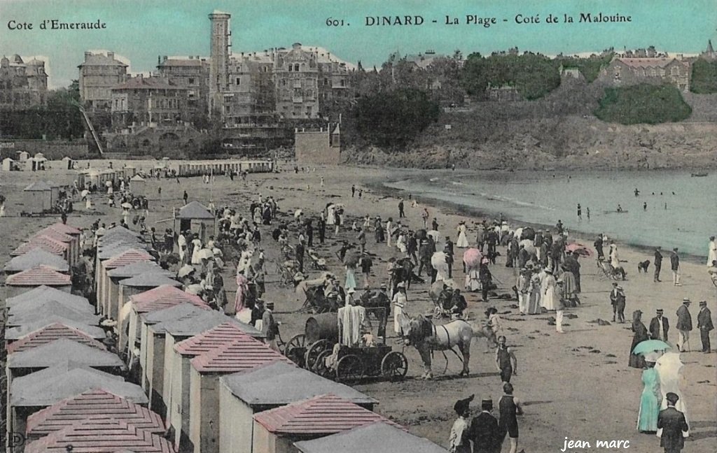 Dinard - La Plage côté de la Malouine.jpg
