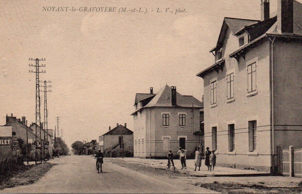 Noyant 49.jpg