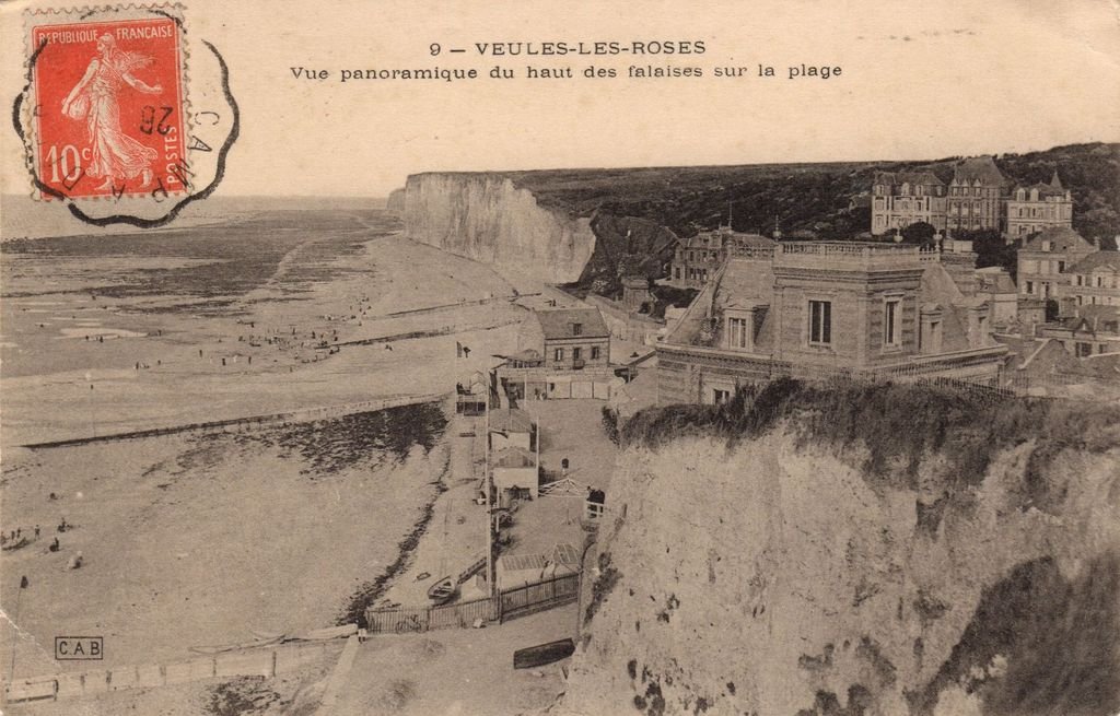 76 - VEULES-LES-ROSES - 9 - Vue panoramique du haut des falaises sur la plage - CAB -  29-12-25.jpg