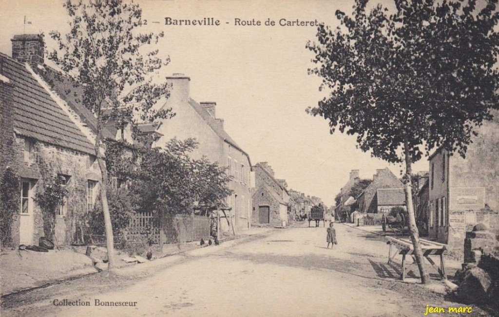Barneville-sur-Mer – Route de Carteret.jpg
