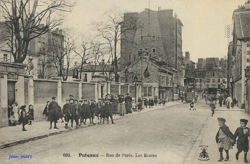 Puteaux - Rue de Paris - Les Écoles.jpg