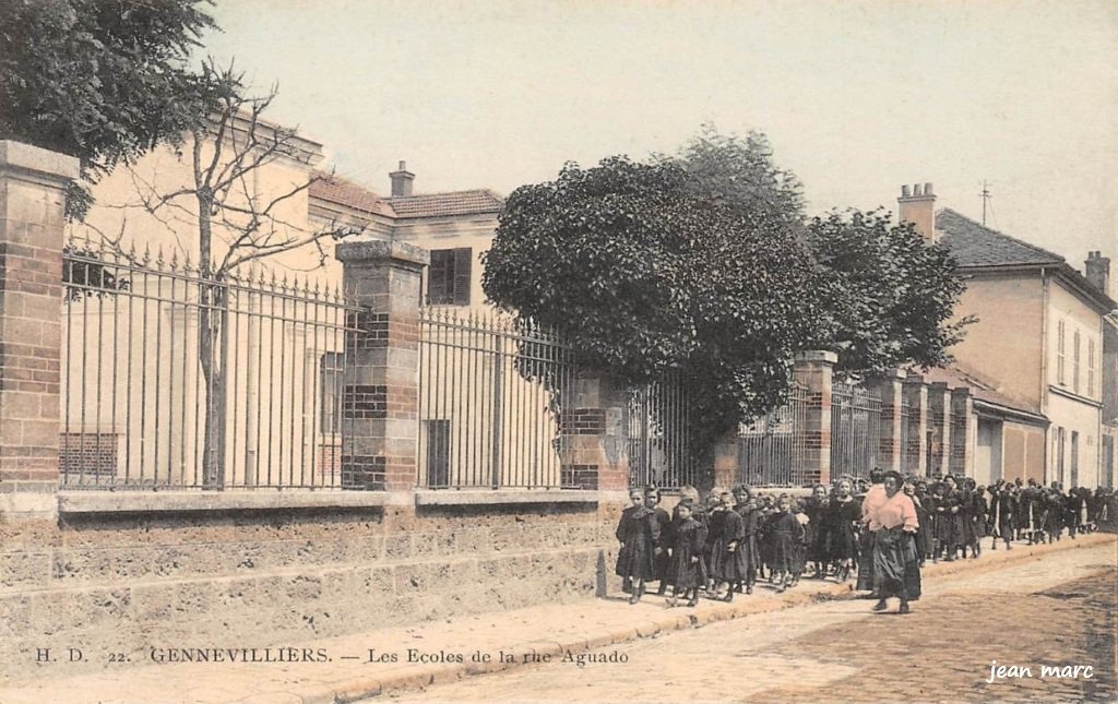Gennevilliers - Les Écoles de la rue Aguado.jpg