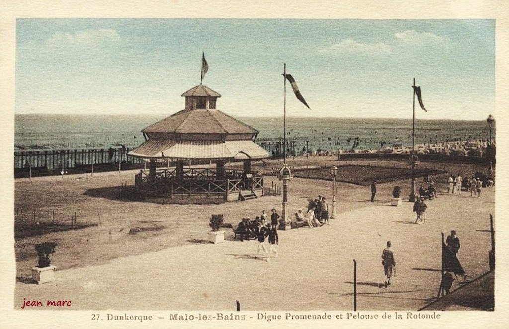 Malo-les-Bains - Digue promenade et Pelouse de la Rotonde.jpg