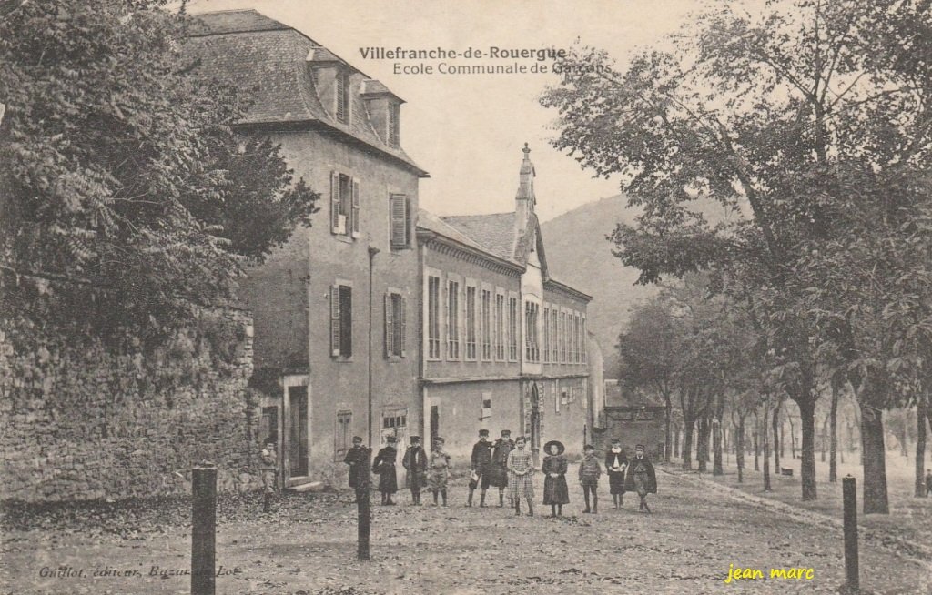Villefranche-de Rouergue - École communale de Garçons.jpg