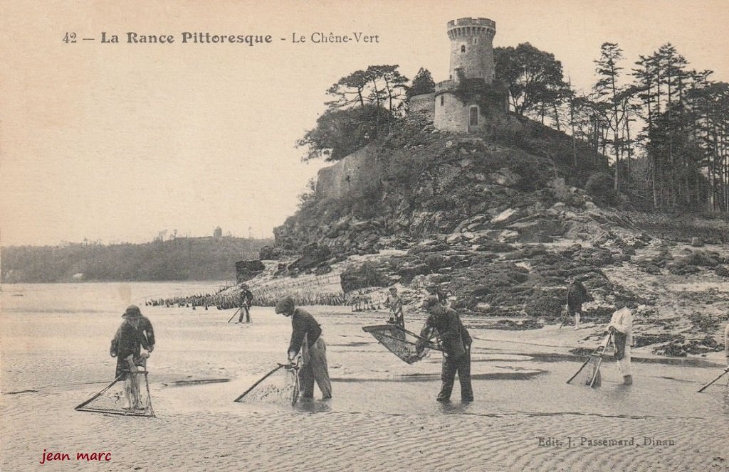 Plouer – Le Chêne Vert.jpg