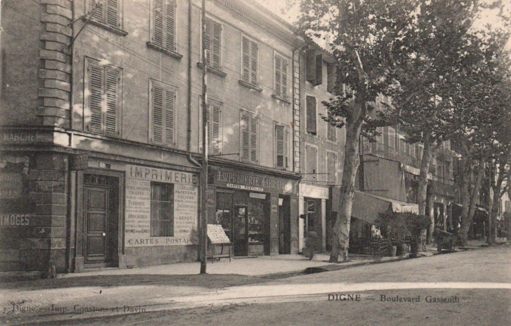 Constans & Davin Digne.jpg