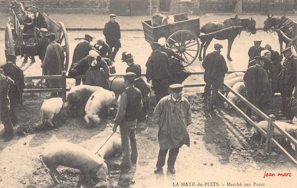 La Haye-du-Puits - Marché aux Porcs.jpg