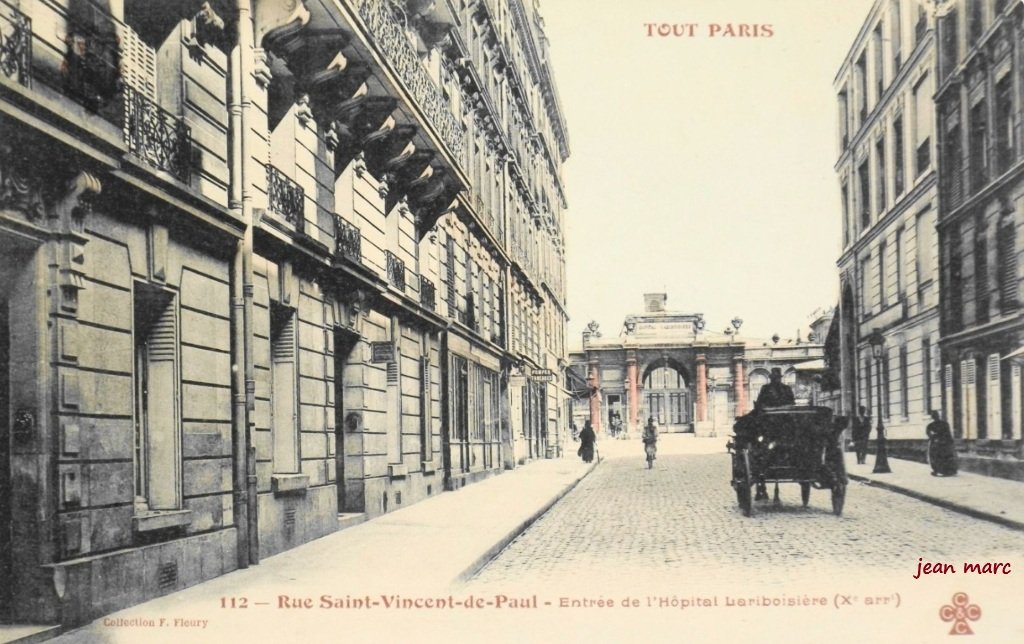 Paris Xe - 112 - Rue Saint-Vincent-de-Paul - Entrée de l'Hôpital Lariboisière.jpg