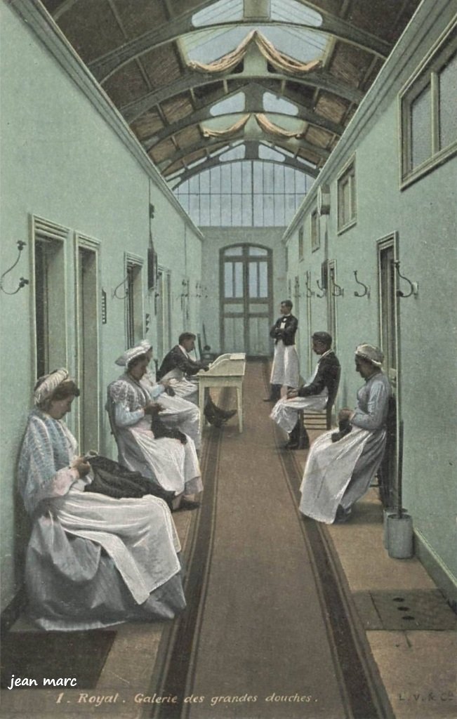 Royat - Galerie des grandes douches.jpg