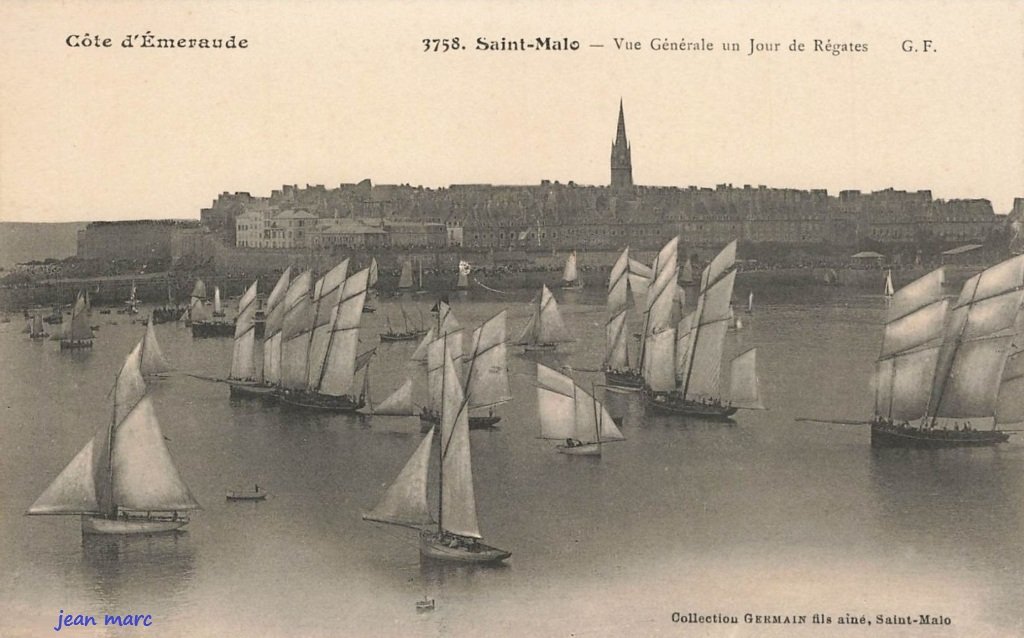 Saint-Malo - Vue générale un jour de régates.jpg