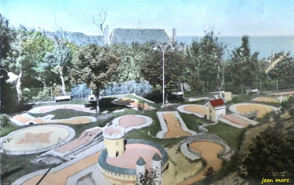 Veules-Les Roses - Le Golf miniature.jpg