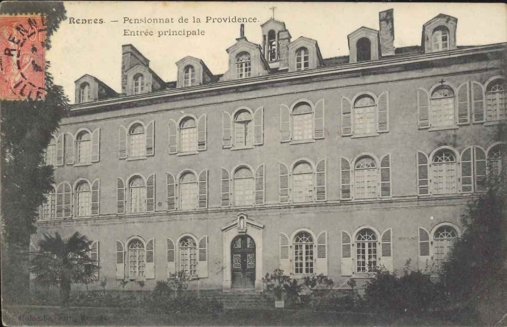 Rennes - Pensionnat de la Providence - Entrée principale.jpg