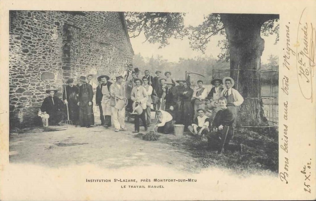 Montfort sur Meu - Institution St-Lazare, près Montfort Sur Meu - Le Travail Manuel.jpg