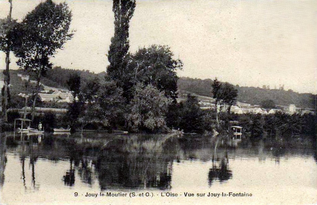 Jouy le Moutier 9.jpg