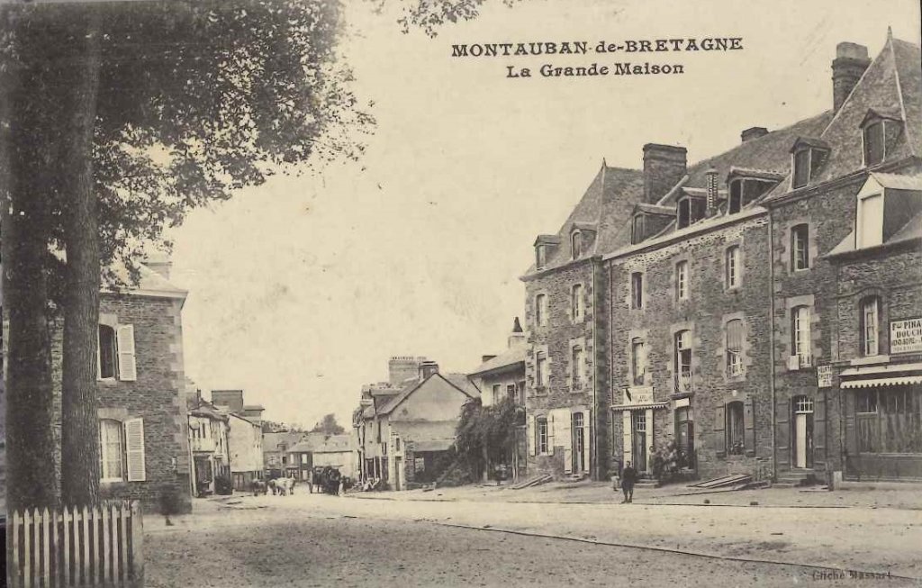Montauban de Bretagne - La Grande Maison.jpg