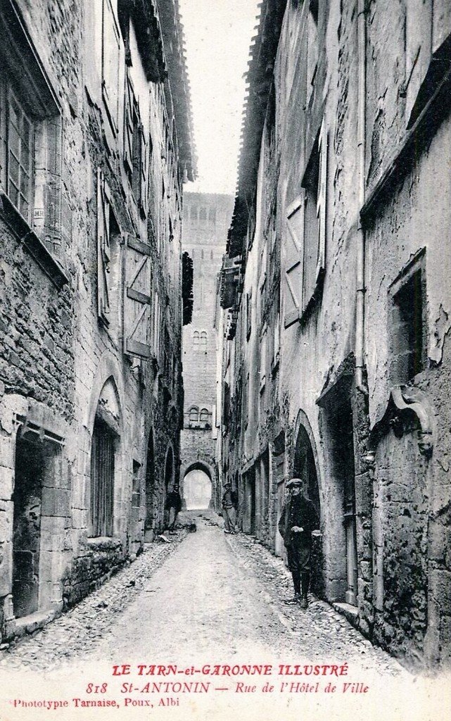 Saint-Antonin N.V. 818.jpg