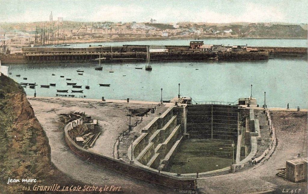 Granville - La Cale Sèche et le Port.jpg