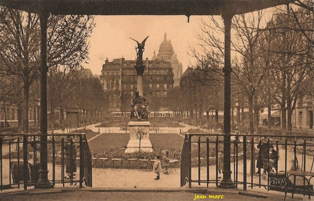 Paris IXe - Square d'Anvers.jpg