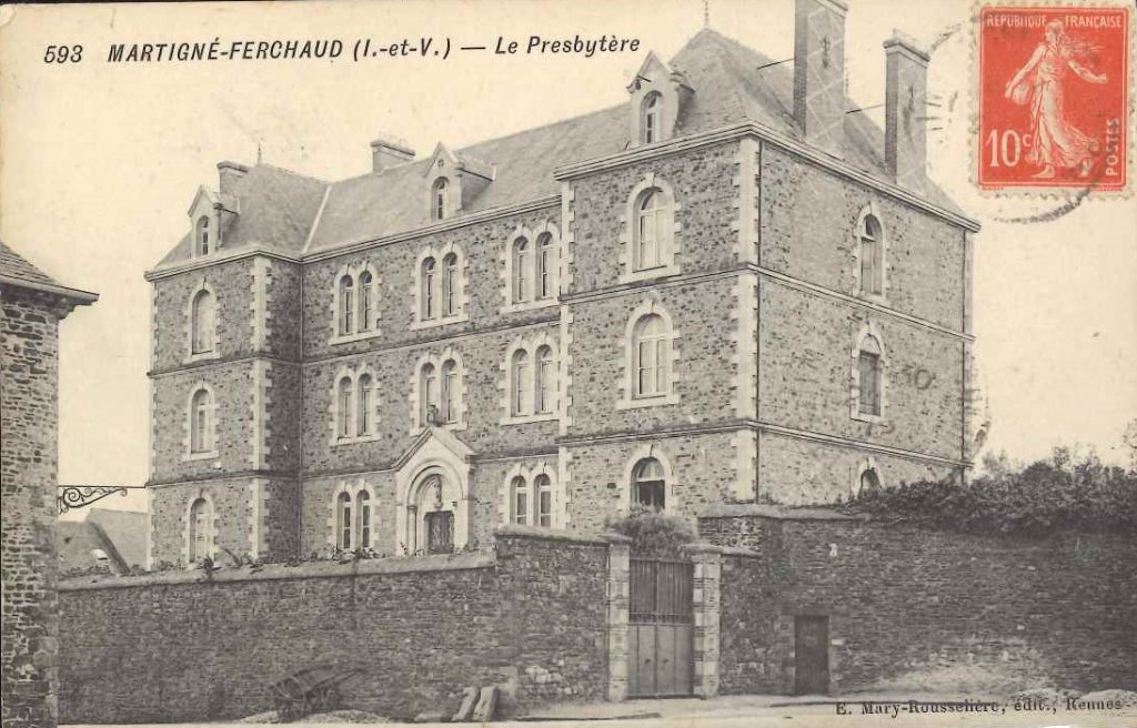 593 - Martigné-Ferchaud - Le Presbytère.jpg