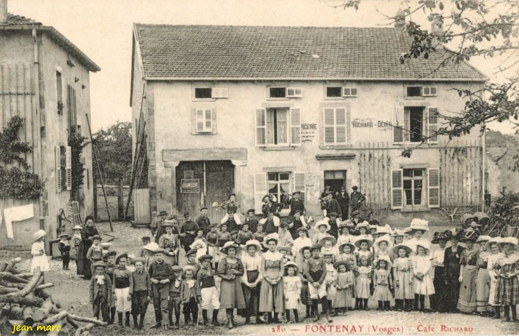 Fontenay (Vosges) - Café Richard.jpg