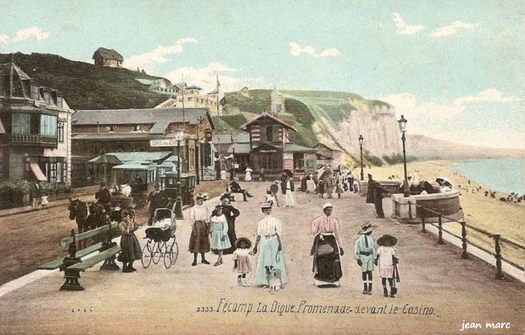 Fécamp - La Digue promenade devant le Casino.jpg