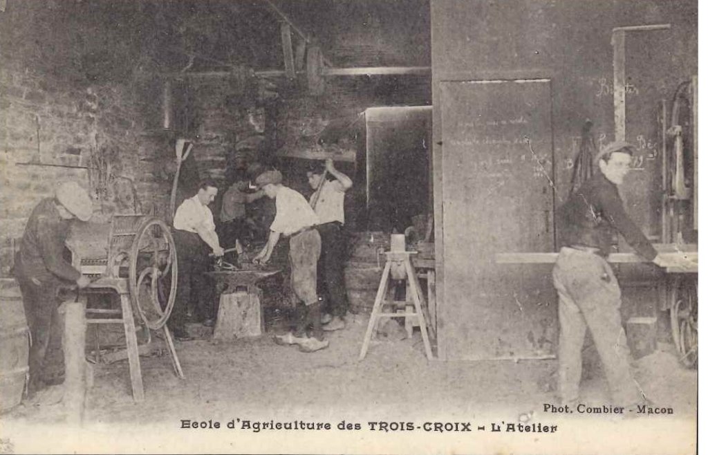 Rennes - Ecole d'Agriculture des Trois-Croix - L'Atelier.jpg