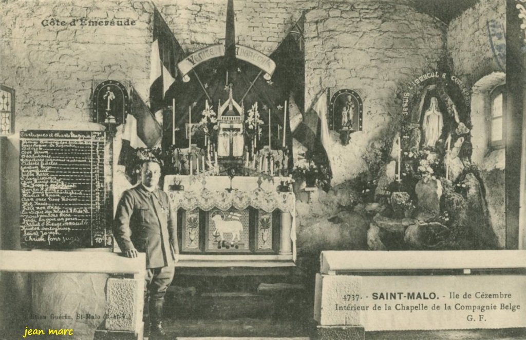 Saint-Malo - Ile de Cézembre - Intérieur de la Chapelle de la Compagnie Belge.jpg
