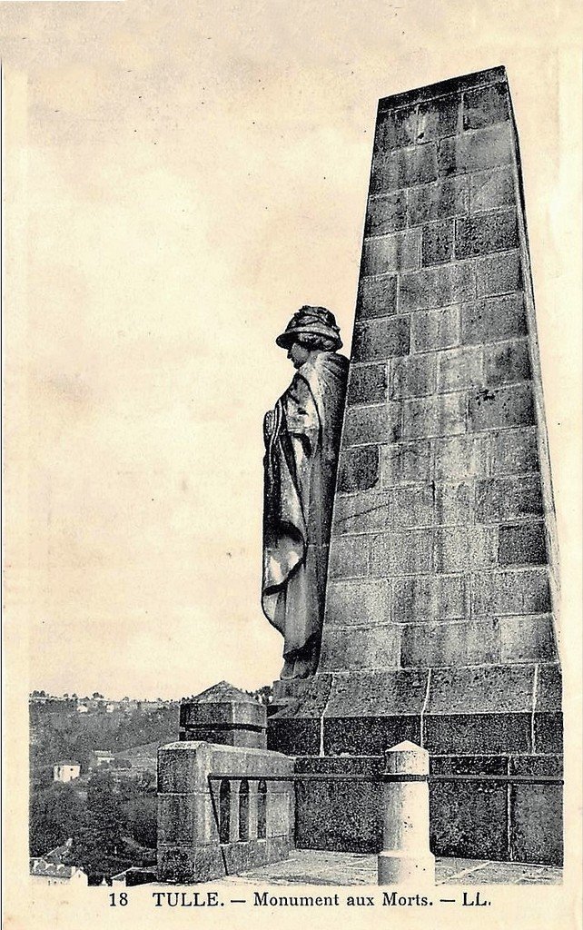 Tulle 18 Monument.jpg