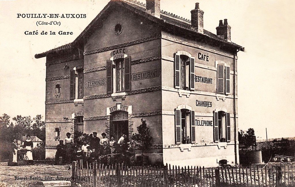 Pouilly en Auxois 4.jpg