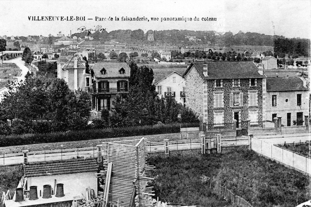 Villeneuve le Roi 94.jpg