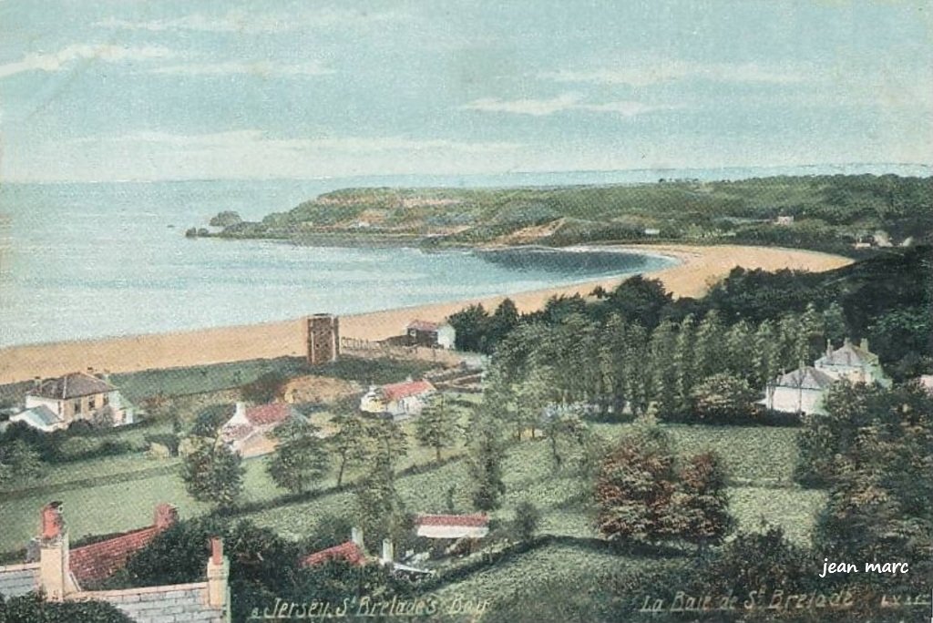 Jersey - La Baie de Saint-Brelade - St Brelade's Bay.jpg