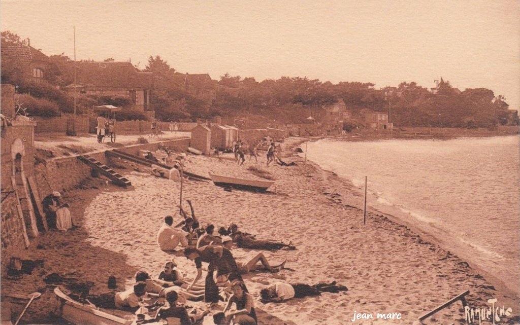 Noirmoutier - Le Bois de la Chaise - Plage des Souzeaux.jpg