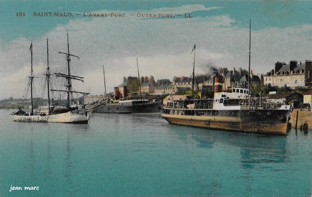 Saint-Malo - L'Avant-Port.jpg