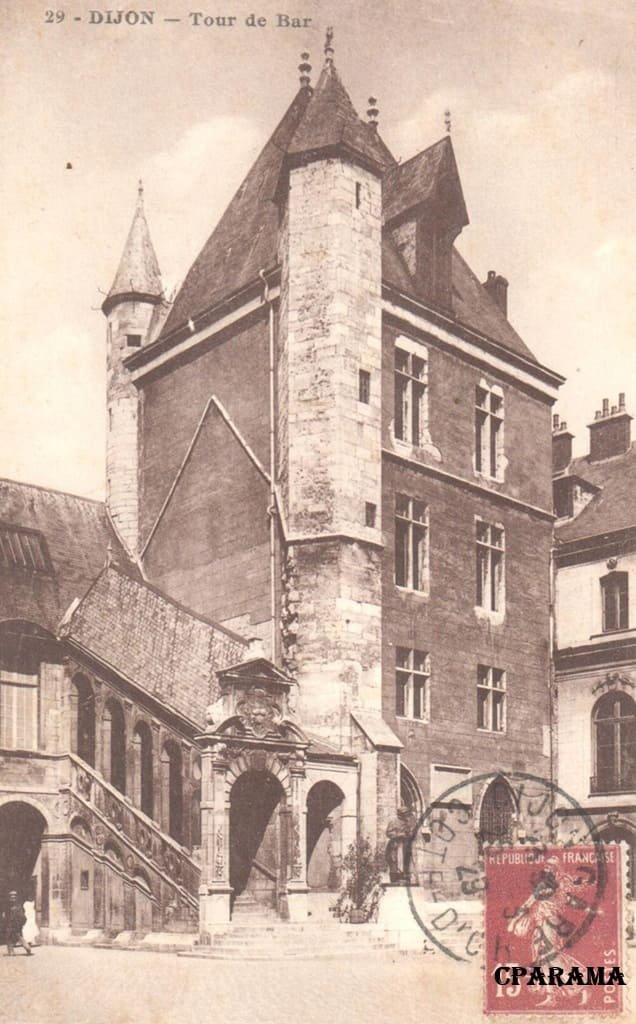 Dijon 29 tour-Bar.jpg